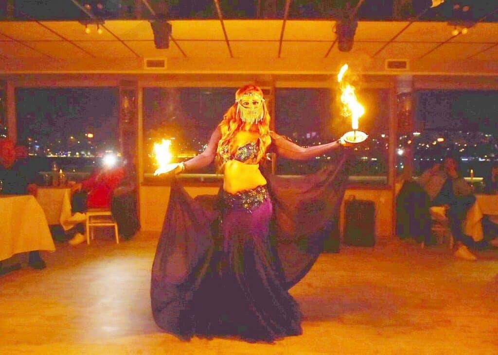 Istanbul May 2026 belly dancer 0205