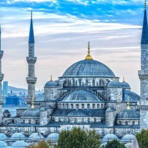 Istanbul - Where East meets West. 5 nights over Bank Holiday Weekend