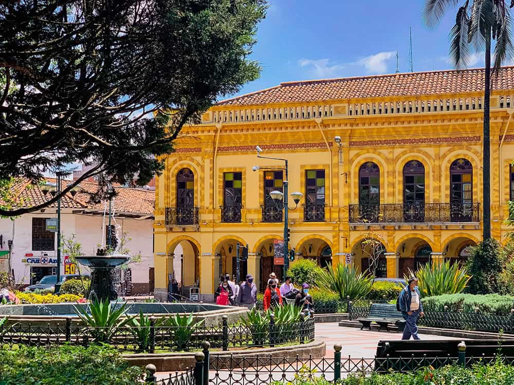 Ecuador Cuenca Group Solo Travellers