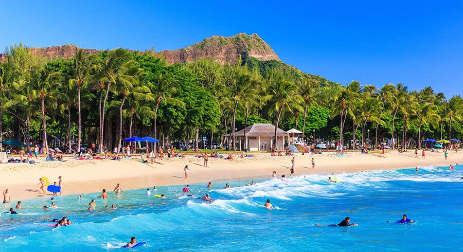 Hawaiiwaikikibeach solotravellers