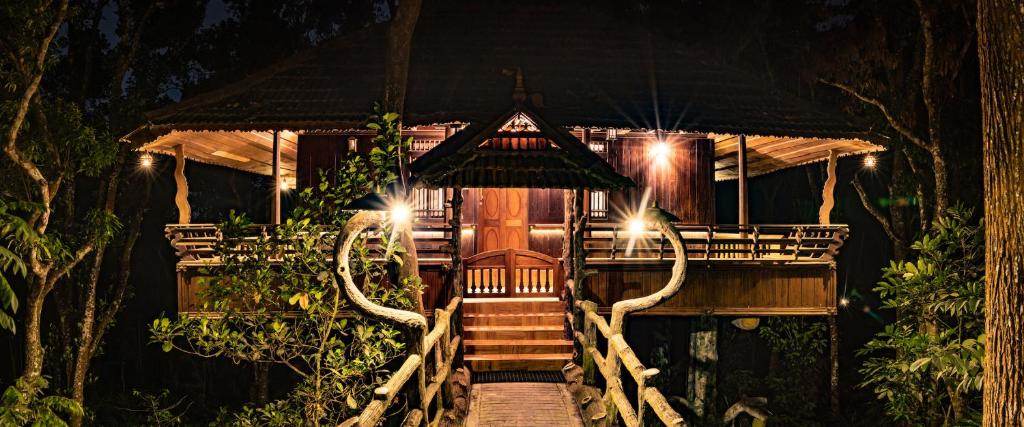 Trip Search 8 kerela thakkady roomhut grouptravellers